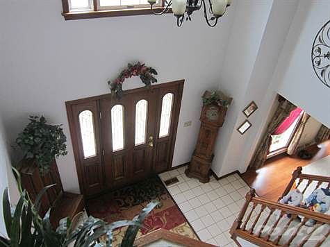 2-story Foyer