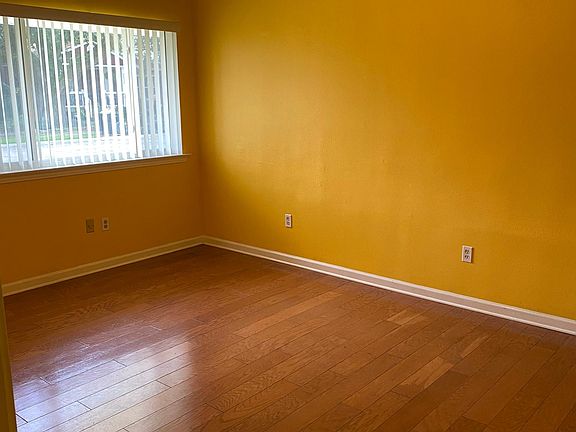 3rd image of 7909 Lady Gray St