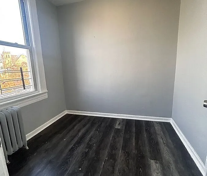 100 Ash St — Photo 8