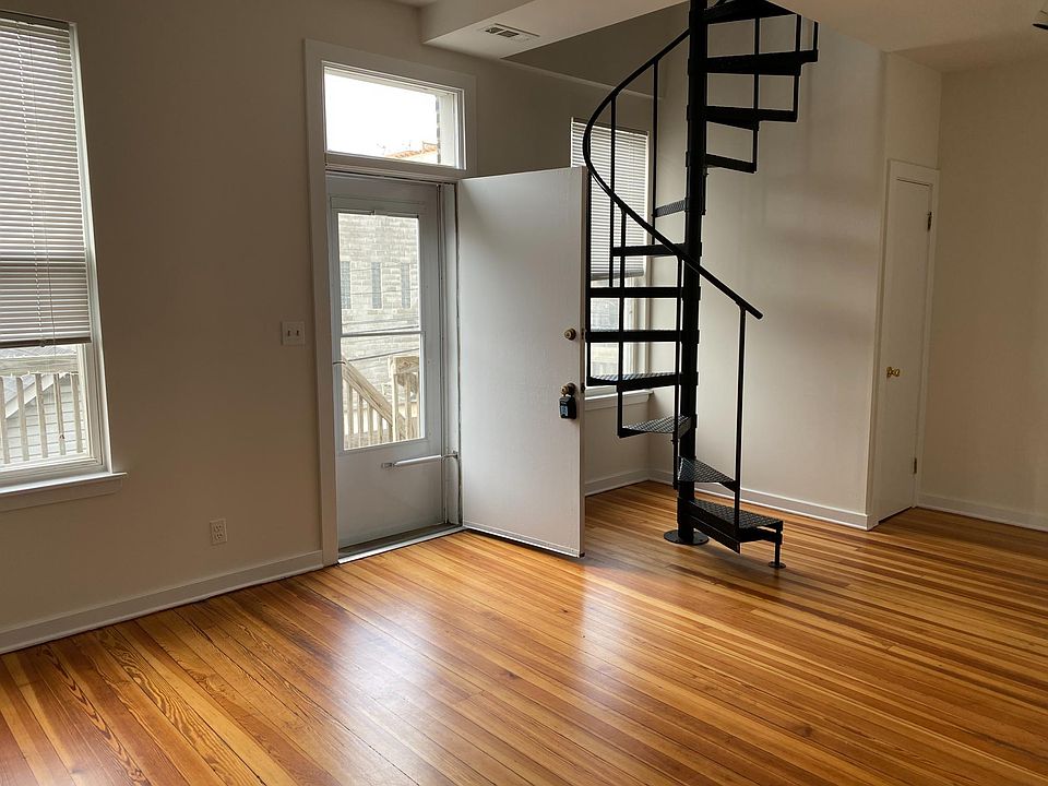 1st image of 1442 N Bosworth Ave #3R