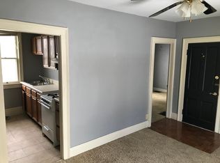 304 Lafayette St APT 2N, Valparaiso, IN 46383