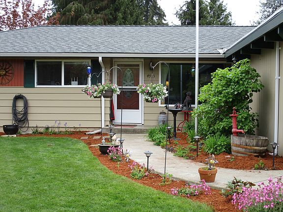 4th image of 4913 Vista Pl