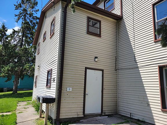 2nd image of 1028 S Memorial DRIVE