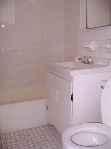 2nd image of 10825 Merrick Blvd