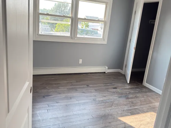 1300 5th Street image 1 of 8