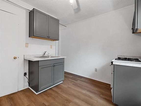 5th image of 1534 Yancey St #A