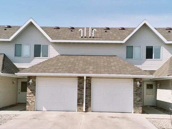 Westlake Townhomes Apartments