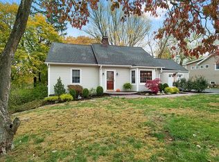 1886 Maple Hill St, Yorktown Heights, NY 10598