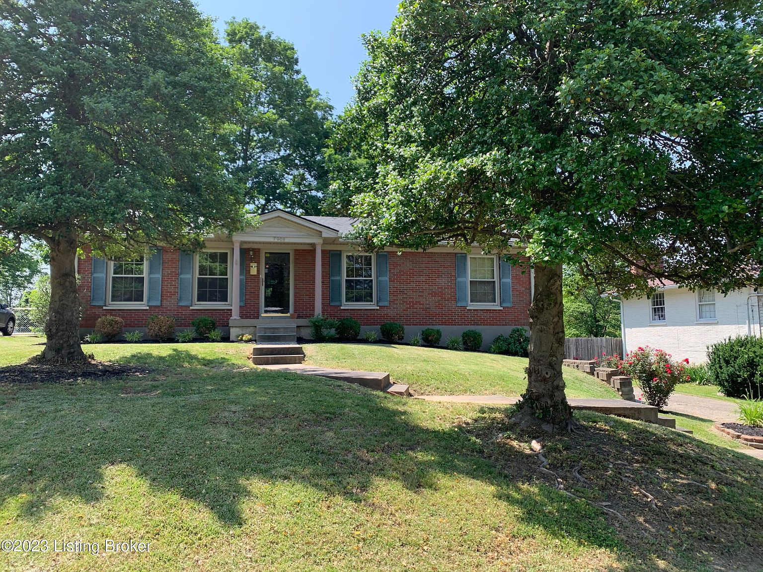 7908 Gayeway Dr, Louisville, KY 40219 | Zillow