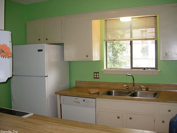 2nd image of 506 Green Mountain Cir APT 72