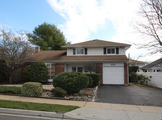 1241 Holiday Park Drive, Wantagh, NY 11793