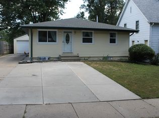 7025 Dudley St, Lincoln, NE 68505