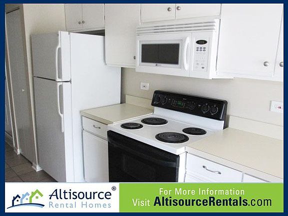 2nd image of 1021 N Knollwood Dr #216