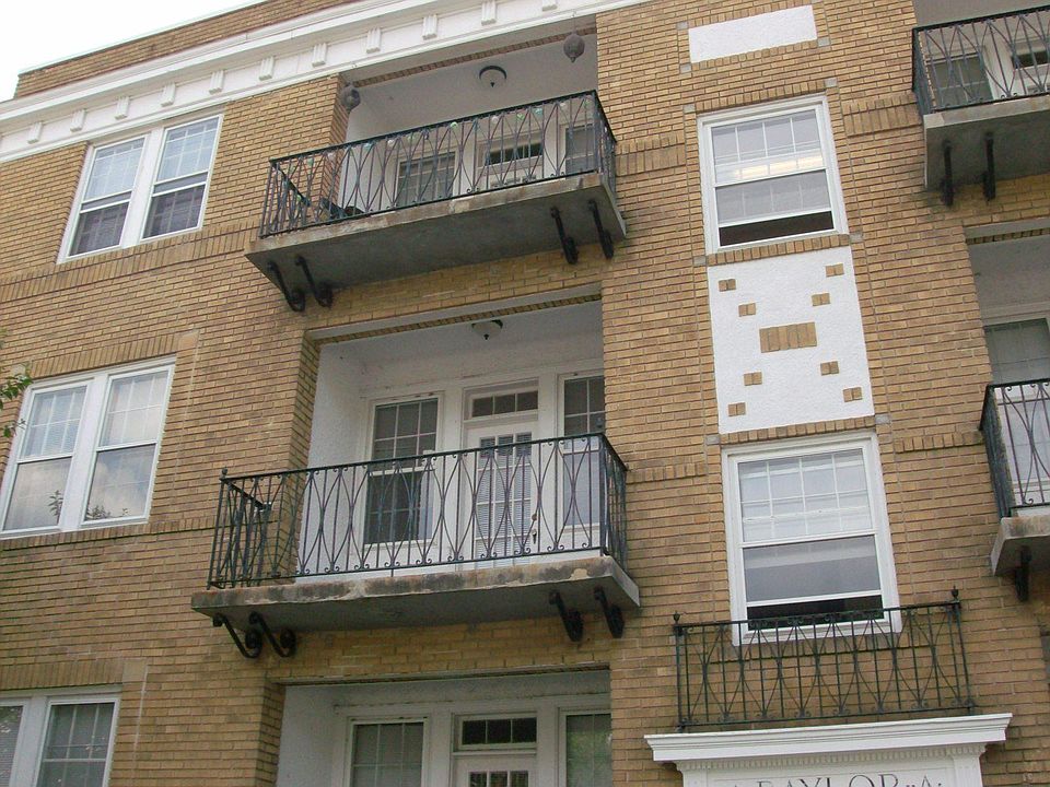 1st image of 260 Hatton St