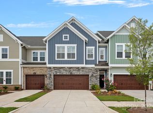 9007 Charles Francis Ln, Cornelius, NC 28031