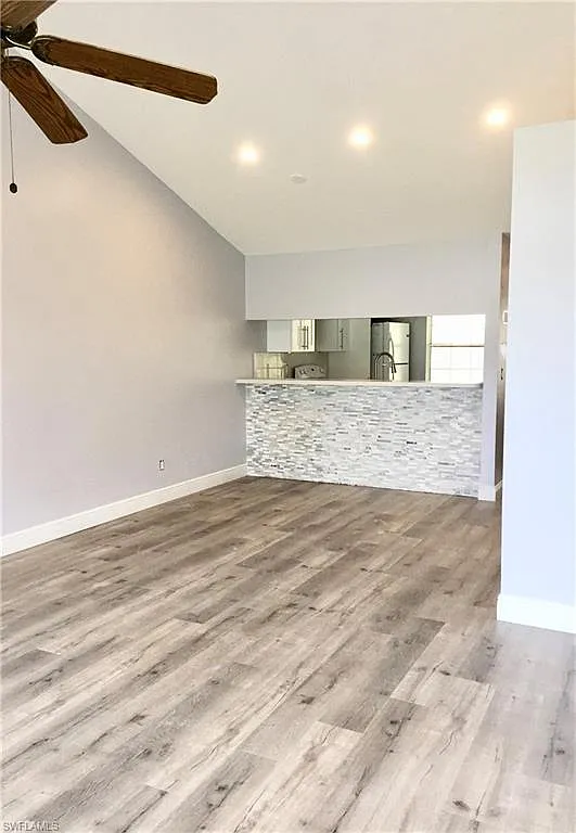 3 bed, 2.0 bath, 1060 sqft, $1,800 — Photo 1