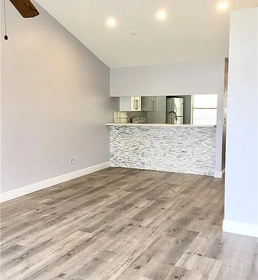 2648 Kings Lake Blvd #6-201 — Photo 1