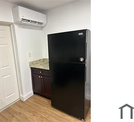 813 W Jefferson St #3 — Photo 5