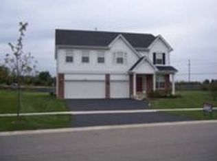 1900 S Jonathan Dr, Round Lake, IL 60073