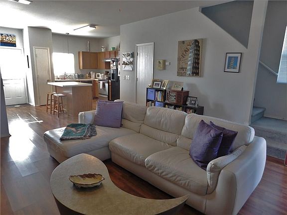 4th image of 907 Greene Way