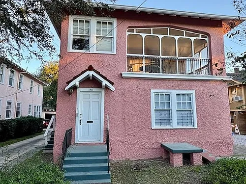 1609 Broadway St Photo 1