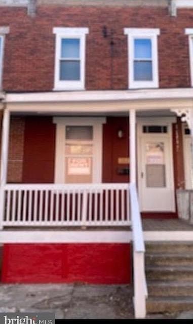 1st image of 1615 Carnation St