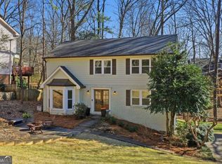 130 Spring Ridge Ct, Roswell, GA 30076