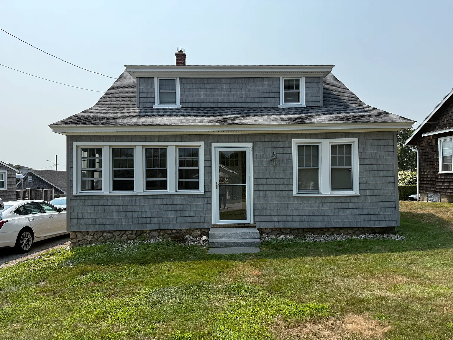 3 bed, 1370 sqft, $3,000 — Photo 1