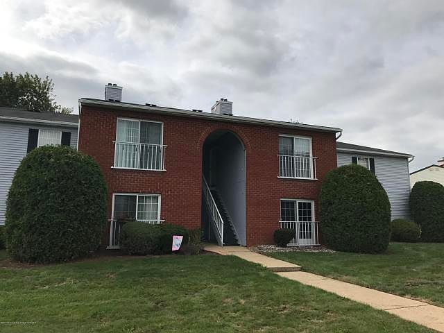 1st image of 717 Zlotkin Cir