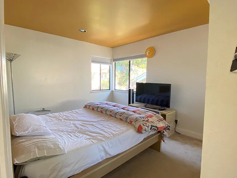 1301 Chewpon Ave — Photo 6