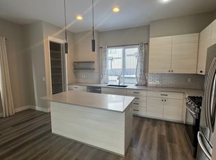 6025 Ames St BUILDING D, Arvada, CO 80003