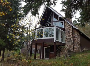 1094 Azalea Glen Rd, Azalea, OR 97410