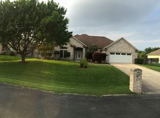 107 Agua Dulce, Seguin, TX 78155
