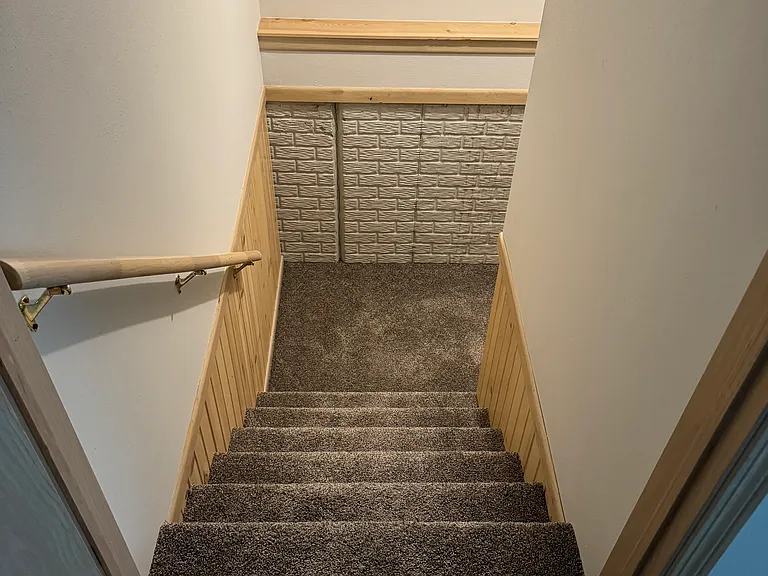 Stairway down to finished basement