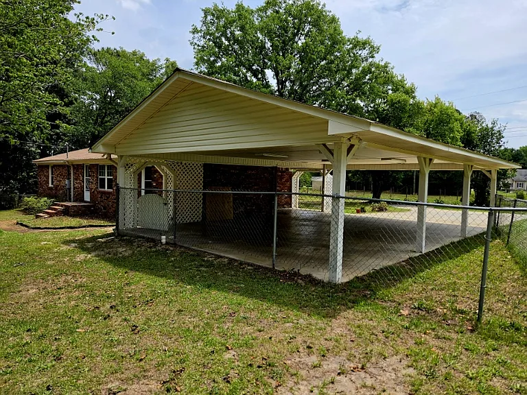 1227 Pond Rd — Photo 15