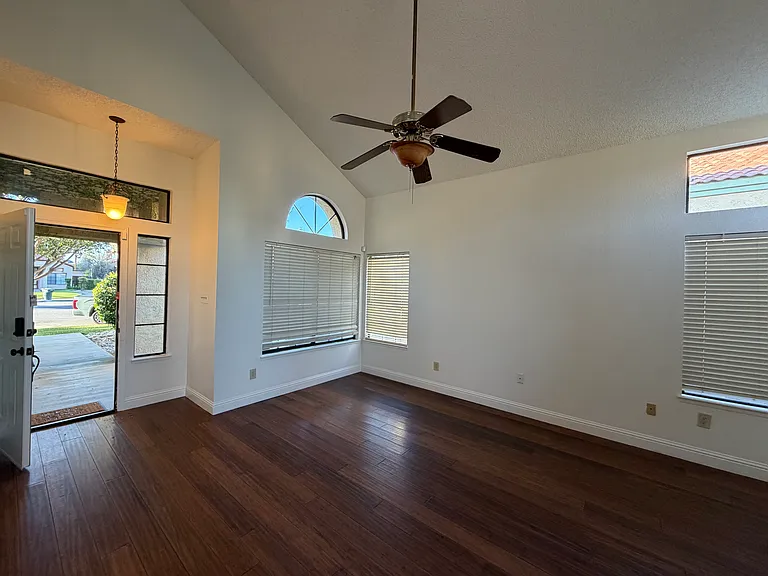9709 Cimarron Trails Dr — Photo 5