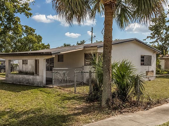 3rd image of 6270 NW 16th Ct