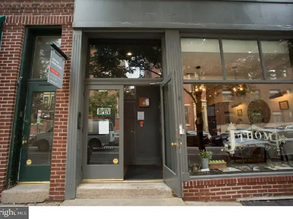 924 Pine St APT 3F, Philadelphia, PA 19107