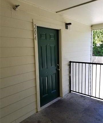3rd image of 11106 Belair Dr APT 204
