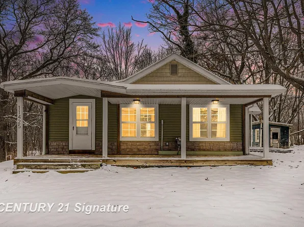 11401 Hibner Rd, Hartland, MI 48353