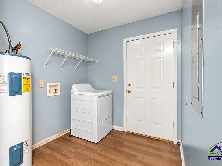 203 Brooks Blvd — Photo 8