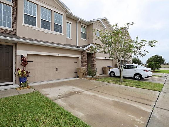 2nd image of 1211 Pensacola Ct