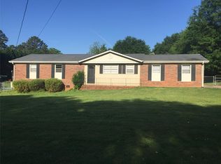 2752 Britt Dr, Douglasville, GA 30135