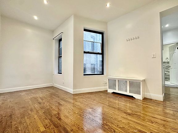 2nd image of 523 W 135th St #A2a