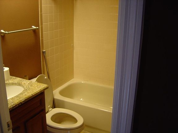 5th image of 6890 NW 62nd Pl