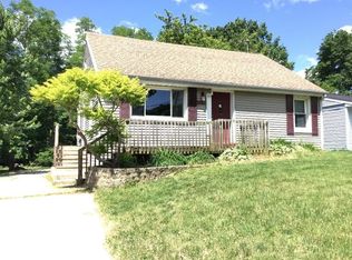 1315 S Linden St, Normal, IL 61761