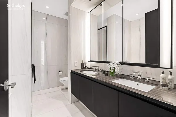 Rented by Sotheby's International Realty | media 8