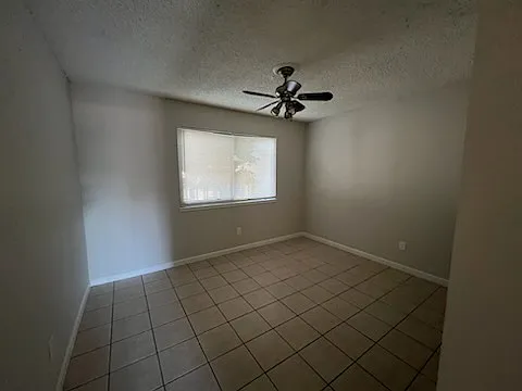 1425 Tully Rd #2 — Photo 8