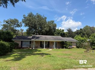 118 Paddock Dr, Fairhope, AL 36532