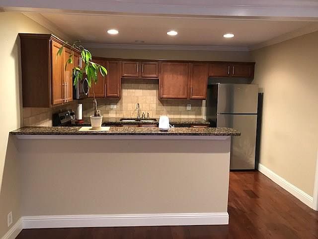 1st image of 5238 Fleetwood Oaks Dr #222